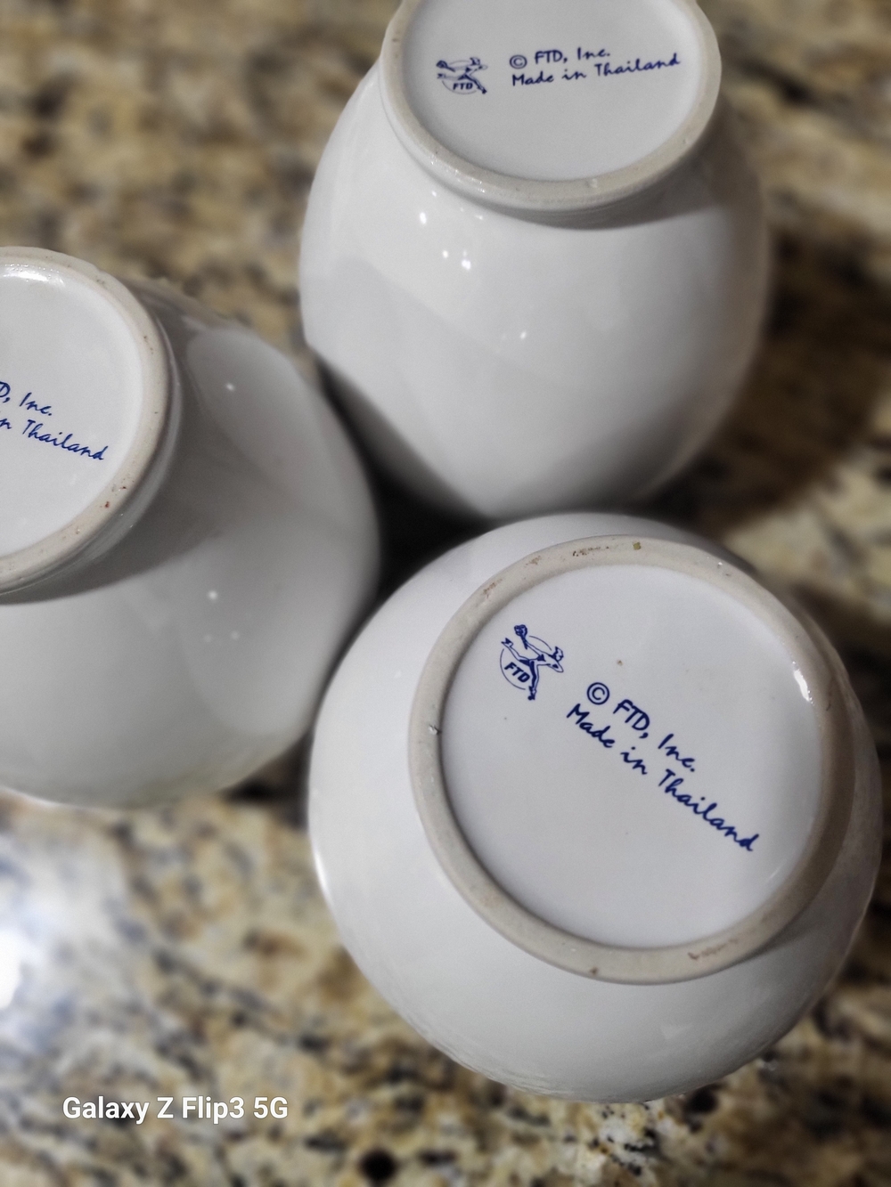 Vintage FTD Ceramic Ginger Jar with Lid – Blue Butterfly Motif Set Of 3 - Picture 11 of 14